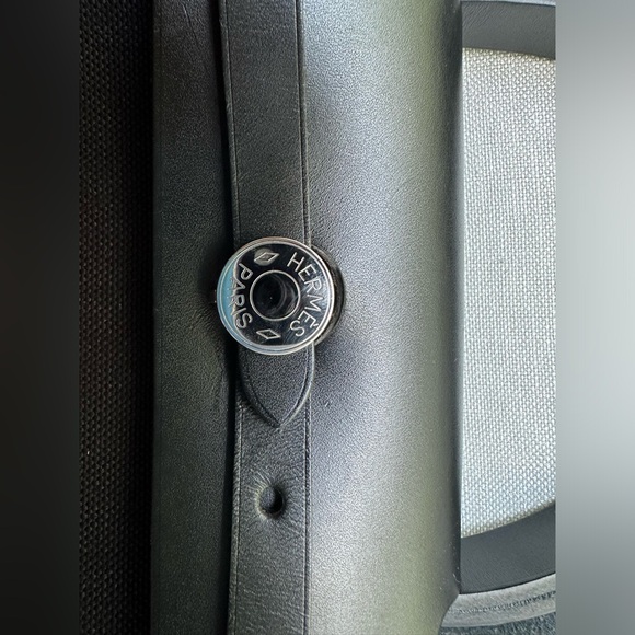 Hermes Herbag 31 in black and silver hardware - Picture 3 of 6
